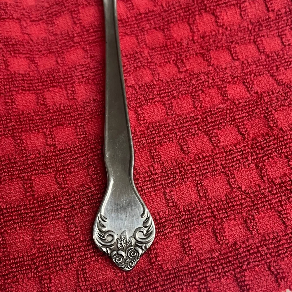 Versailles stainless steel serving fork 8.5”